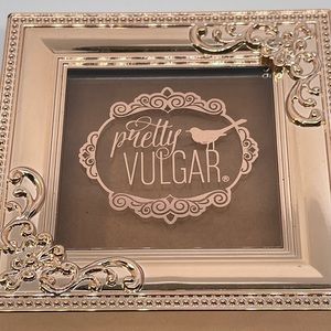 Pretty vulgar bronzer